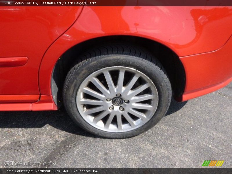 Passion Red / Dark Beige/Quartz 2006 Volvo S40 T5