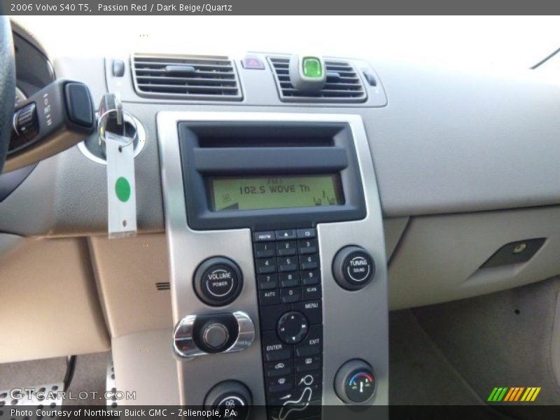 Passion Red / Dark Beige/Quartz 2006 Volvo S40 T5