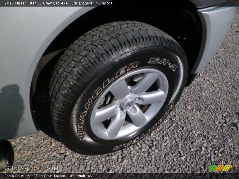 Brilliant Silver / Charcoal 2013 Nissan Titan SV Crew Cab 4x4