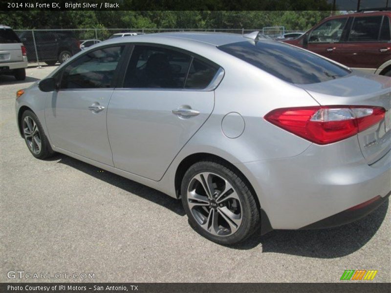 Bright Silver / Black 2014 Kia Forte EX
