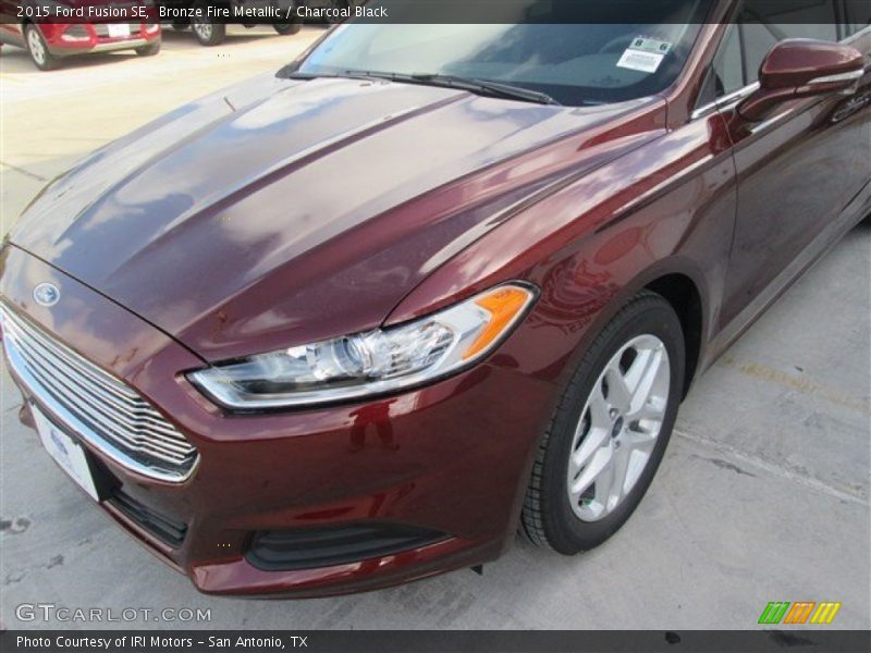 Bronze Fire Metallic / Charcoal Black 2015 Ford Fusion SE