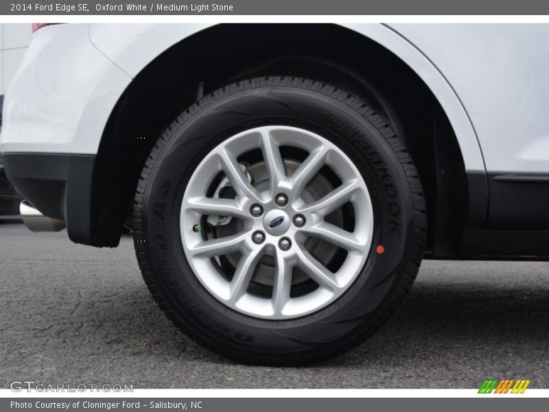 Oxford White / Medium Light Stone 2014 Ford Edge SE