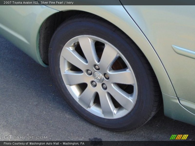 Silver Pine Pearl / Ivory 2007 Toyota Avalon XLS