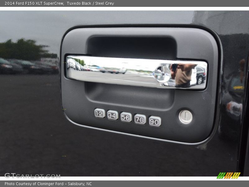 Tuxedo Black / Steel Grey 2014 Ford F150 XLT SuperCrew