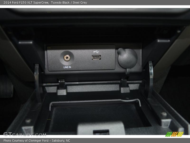 Tuxedo Black / Steel Grey 2014 Ford F150 XLT SuperCrew