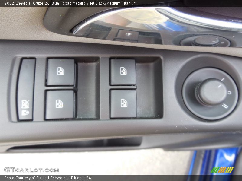 Blue Topaz Metallic / Jet Black/Medium Titanium 2012 Chevrolet Cruze LS