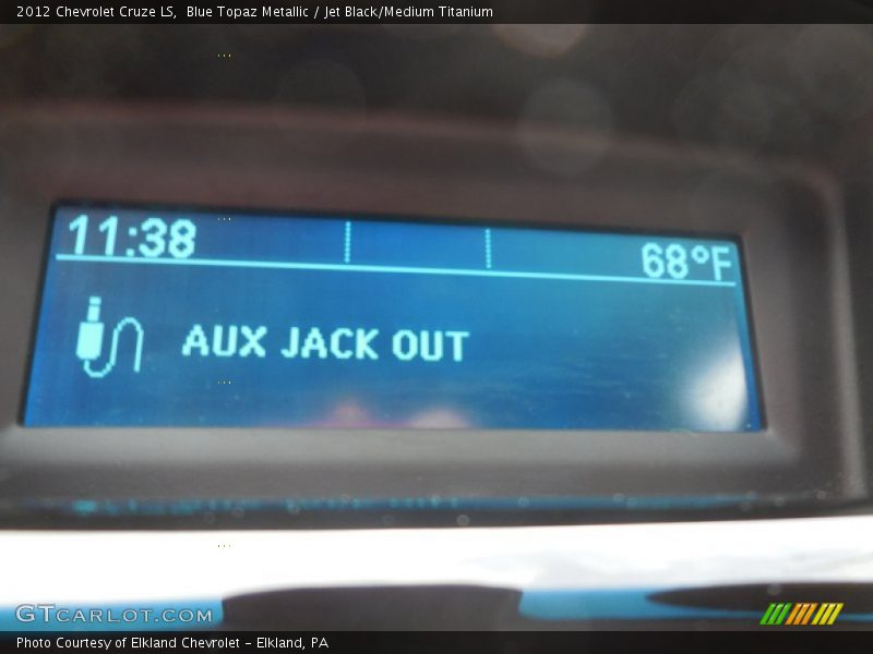 Blue Topaz Metallic / Jet Black/Medium Titanium 2012 Chevrolet Cruze LS