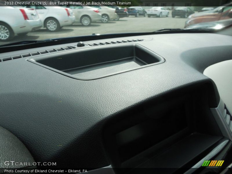 Blue Topaz Metallic / Jet Black/Medium Titanium 2012 Chevrolet Cruze LS