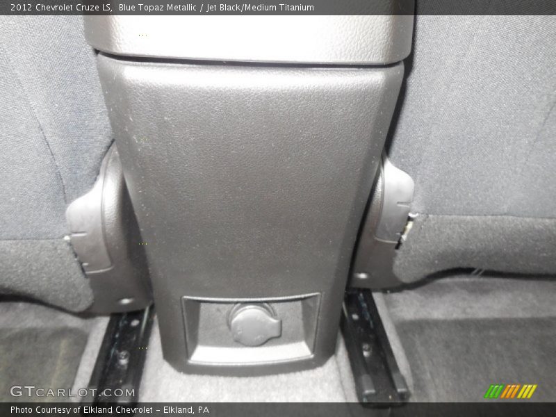 Blue Topaz Metallic / Jet Black/Medium Titanium 2012 Chevrolet Cruze LS