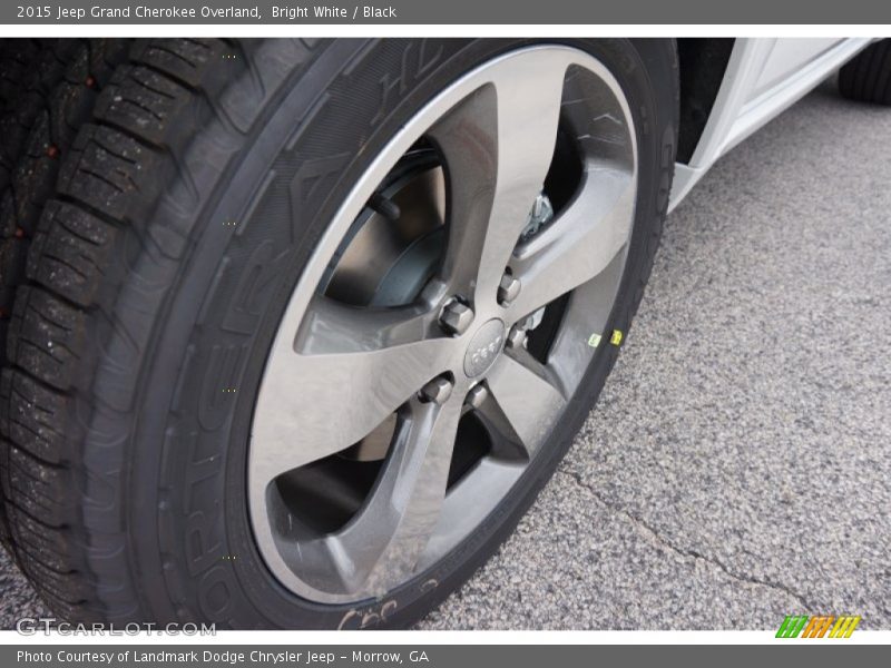 Bright White / Black 2015 Jeep Grand Cherokee Overland