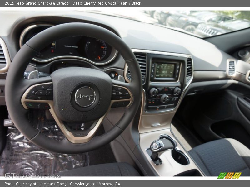 Dashboard of 2015 Grand Cherokee Laredo