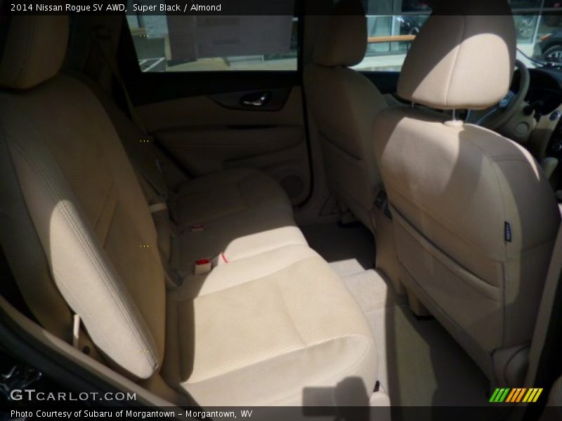 Super Black / Almond 2014 Nissan Rogue SV AWD
