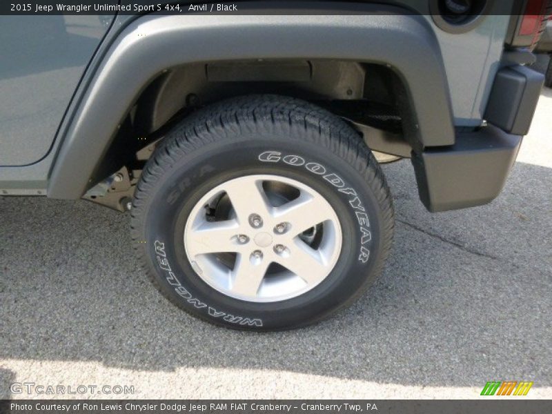 Anvil / Black 2015 Jeep Wrangler Unlimited Sport S 4x4