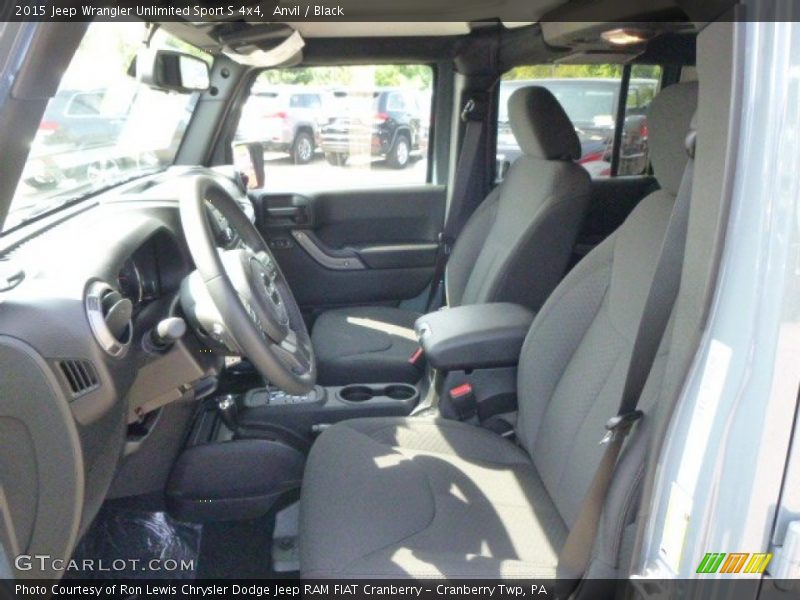 Anvil / Black 2015 Jeep Wrangler Unlimited Sport S 4x4