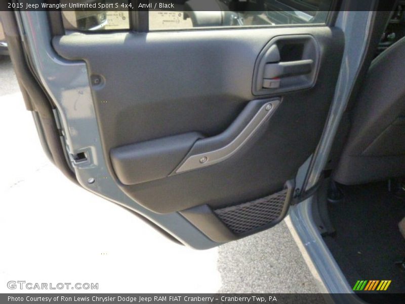 Anvil / Black 2015 Jeep Wrangler Unlimited Sport S 4x4