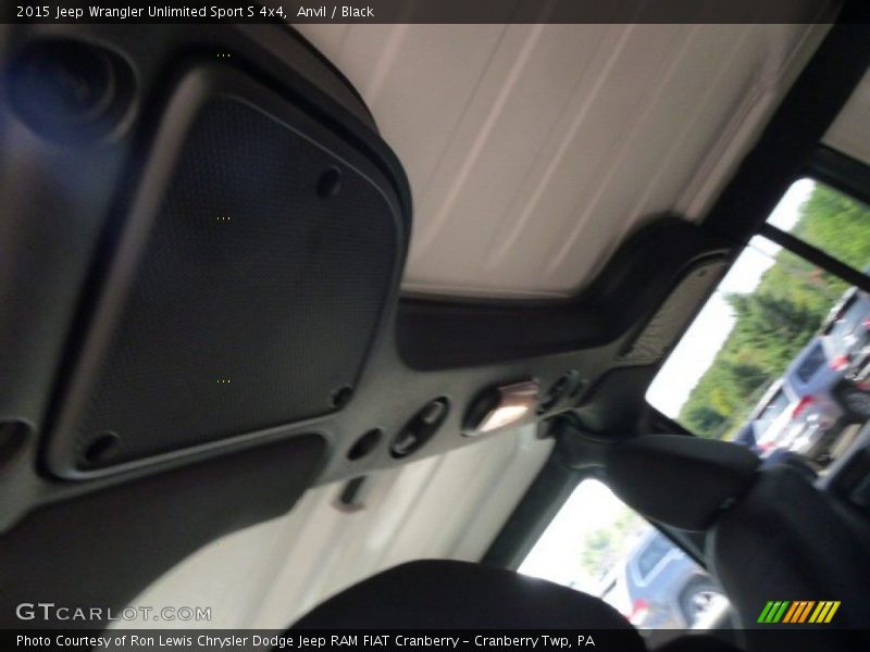 Anvil / Black 2015 Jeep Wrangler Unlimited Sport S 4x4