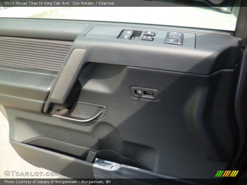 Gun Metallic / Charcoal 2014 Nissan Titan SV King Cab 4x4