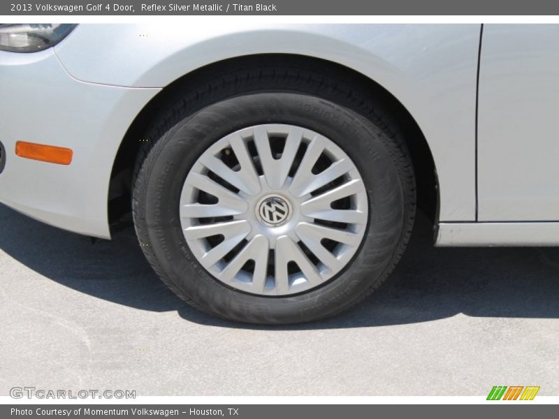 Reflex Silver Metallic / Titan Black 2013 Volkswagen Golf 4 Door
