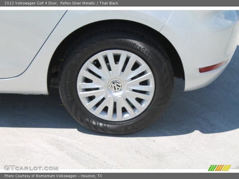Reflex Silver Metallic / Titan Black 2013 Volkswagen Golf 4 Door