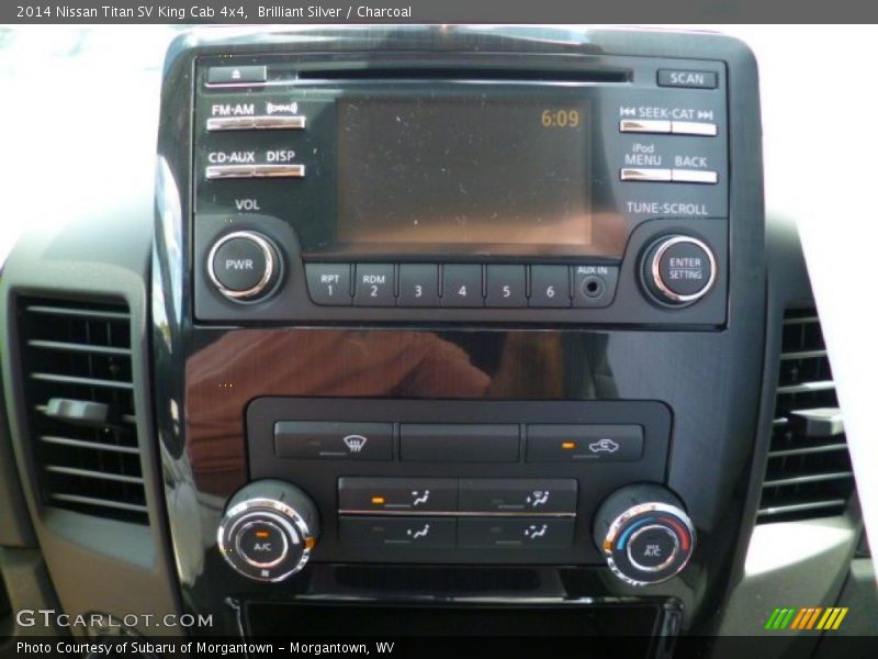 Brilliant Silver / Charcoal 2014 Nissan Titan SV King Cab 4x4