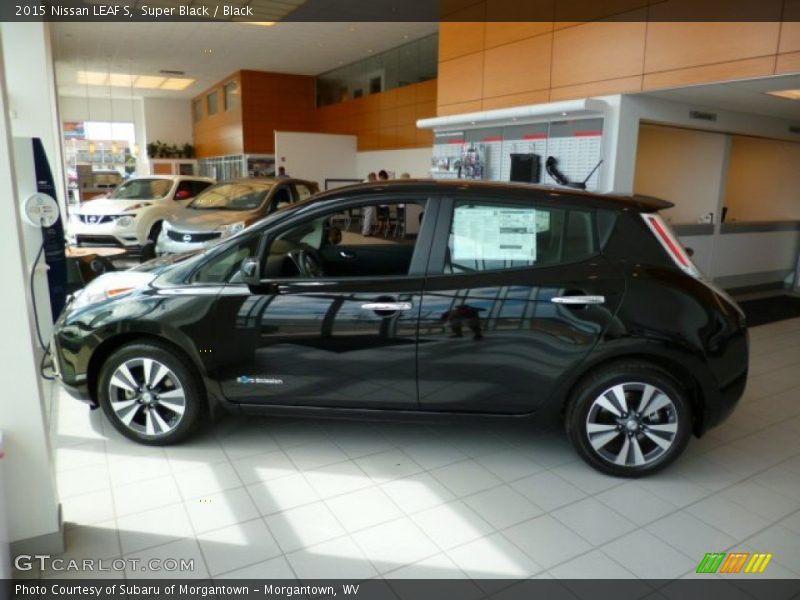 Super Black / Black 2015 Nissan LEAF S