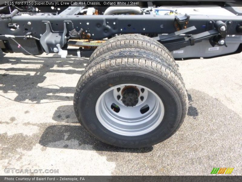 Oxford White / Steel 2015 Ford F350 Super Duty XL Crew Cab 4x4 Chassis