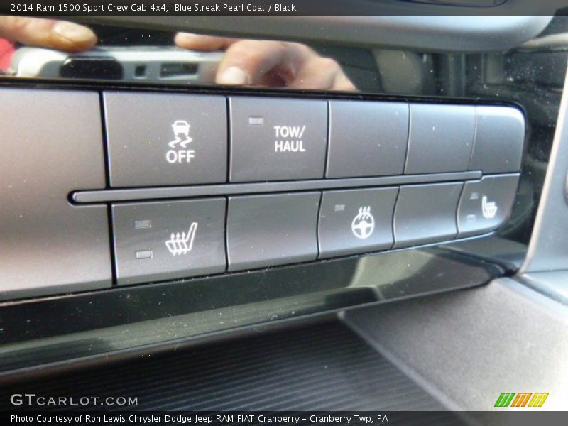 Blue Streak Pearl Coat / Black 2014 Ram 1500 Sport Crew Cab 4x4
