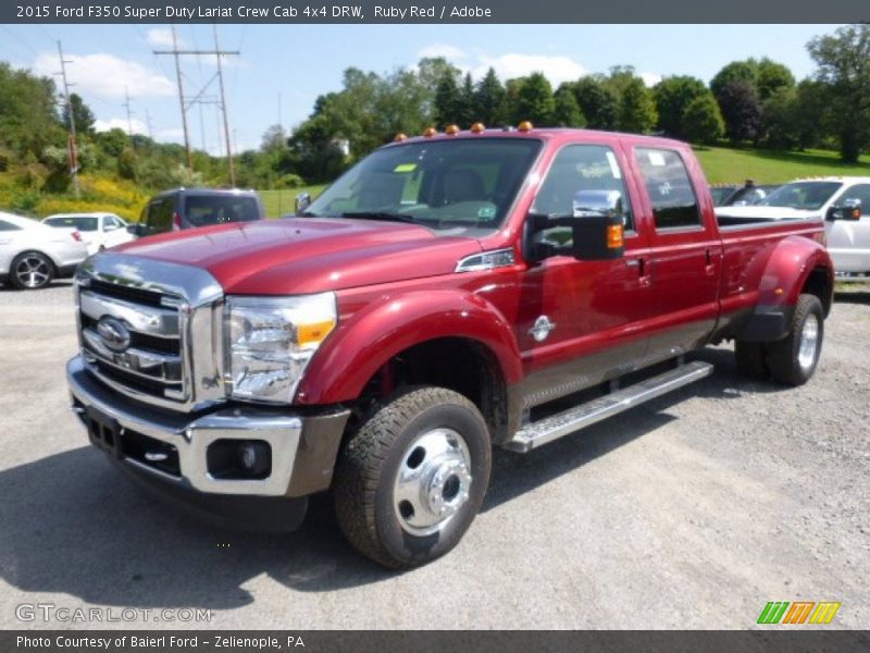 Front 3/4 View of 2015 F350 Super Duty Lariat Crew Cab 4x4 DRW