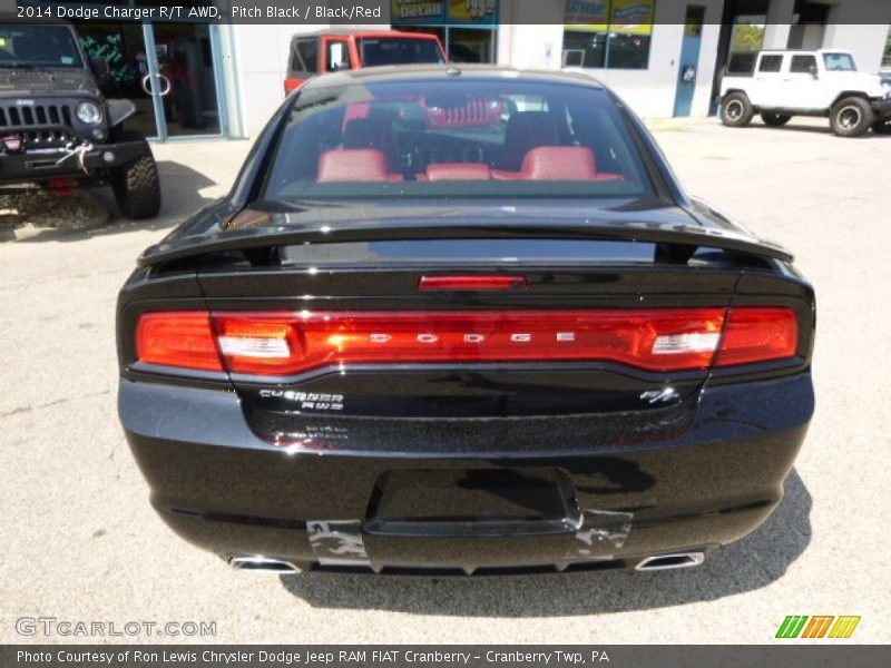 Pitch Black / Black/Red 2014 Dodge Charger R/T AWD