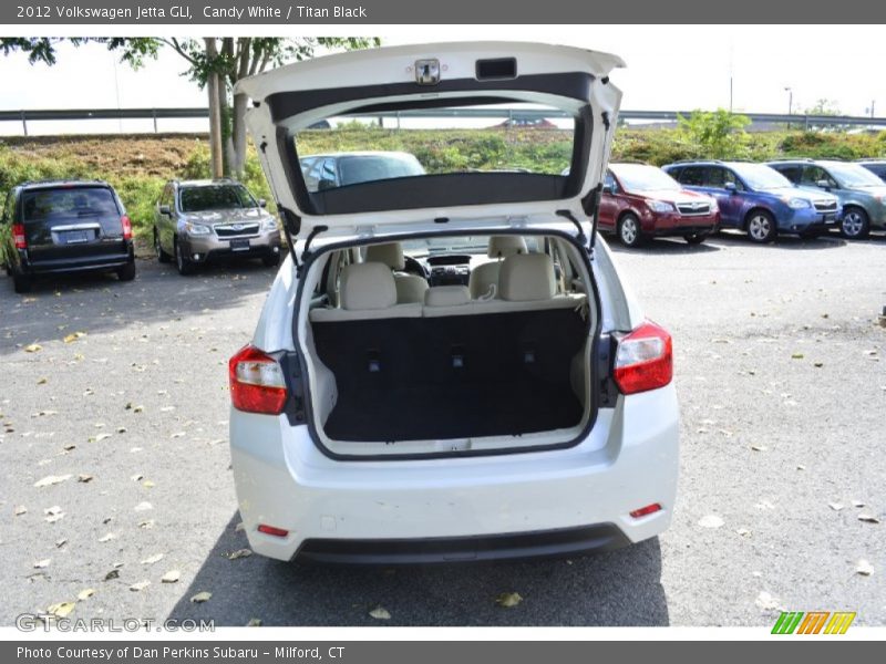 Candy White / Titan Black 2012 Volkswagen Jetta GLI