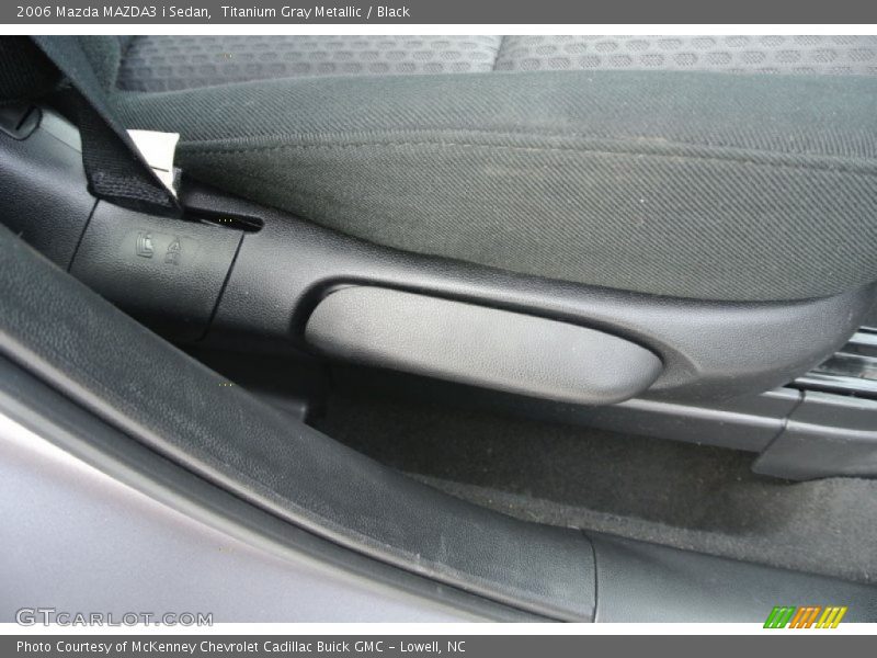 Titanium Gray Metallic / Black 2006 Mazda MAZDA3 i Sedan