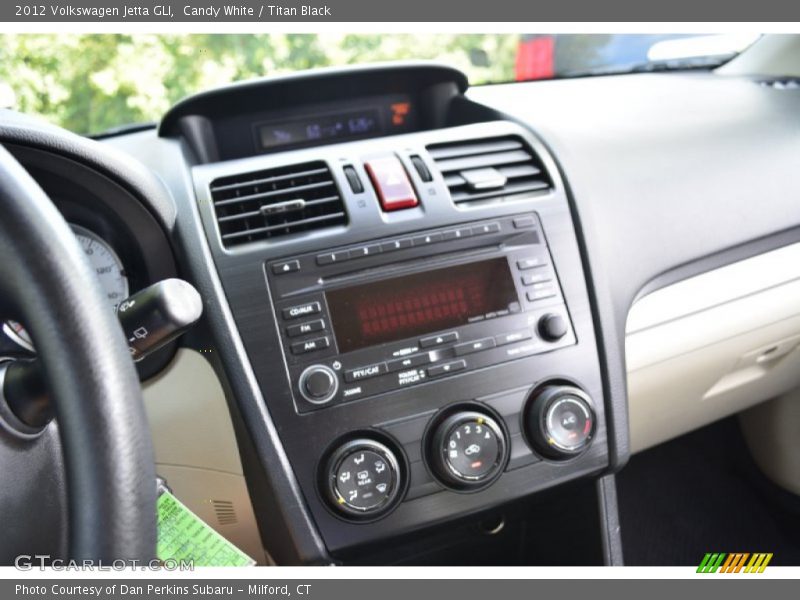 Candy White / Titan Black 2012 Volkswagen Jetta GLI