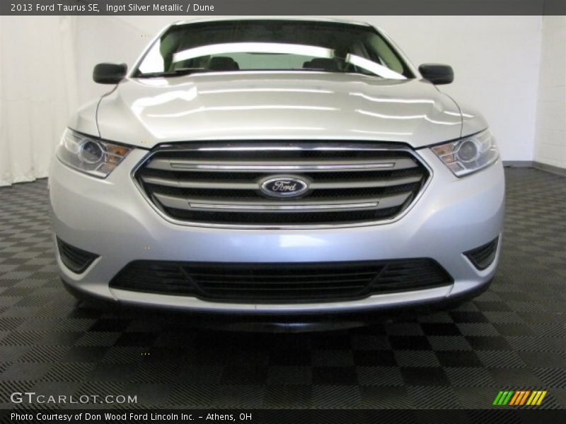 Ingot Silver Metallic / Dune 2013 Ford Taurus SE