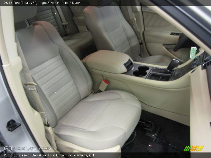 Ingot Silver Metallic / Dune 2013 Ford Taurus SE