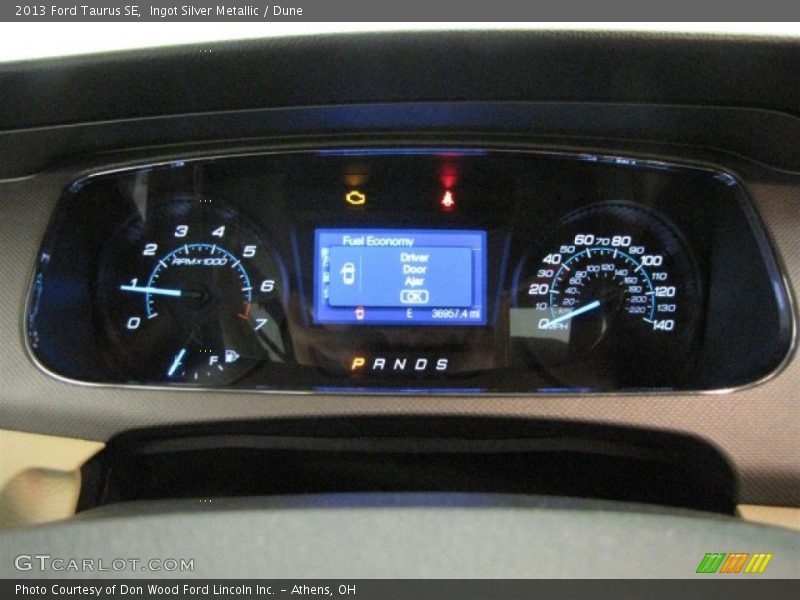 Ingot Silver Metallic / Dune 2013 Ford Taurus SE