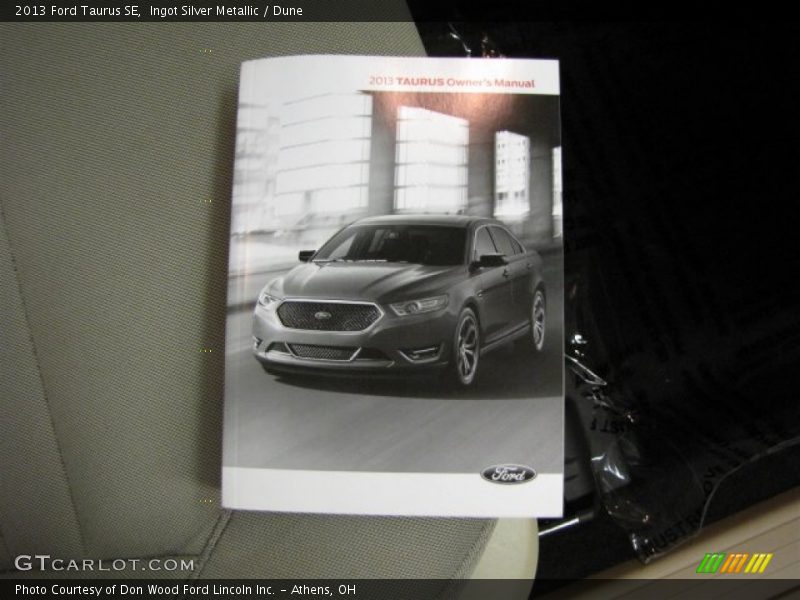 Ingot Silver Metallic / Dune 2013 Ford Taurus SE