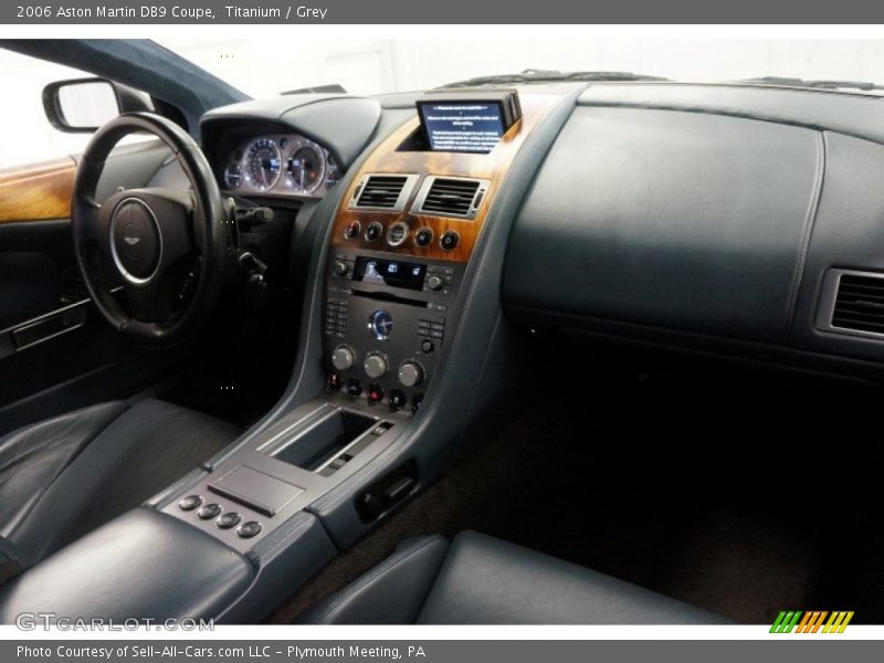 Dashboard of 2006 DB9 Coupe