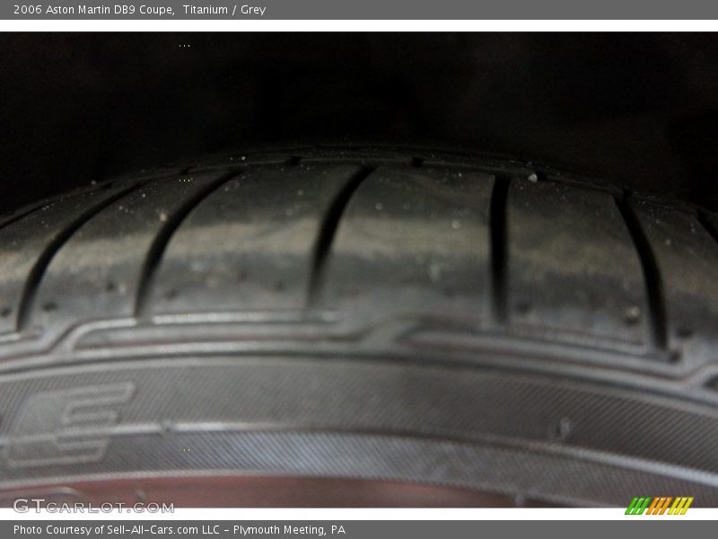 Titanium / Grey 2006 Aston Martin DB9 Coupe