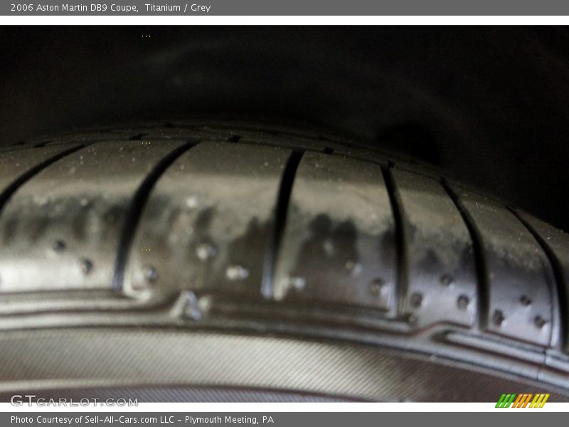 Titanium / Grey 2006 Aston Martin DB9 Coupe