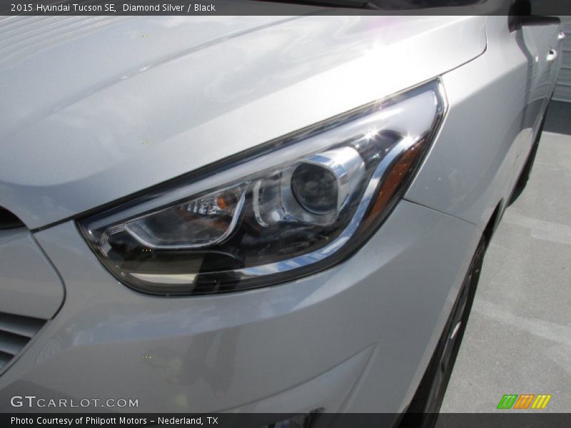 Diamond Silver / Black 2015 Hyundai Tucson SE