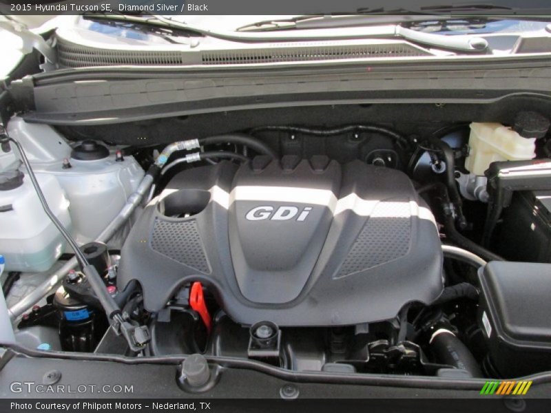 Diamond Silver / Black 2015 Hyundai Tucson SE