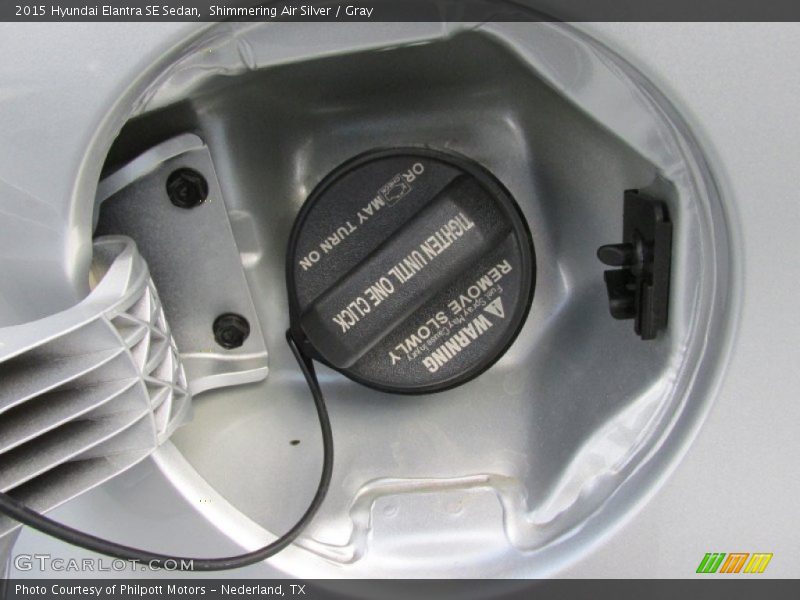 Shimmering Air Silver / Gray 2015 Hyundai Elantra SE Sedan