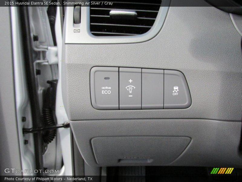 Shimmering Air Silver / Gray 2015 Hyundai Elantra SE Sedan