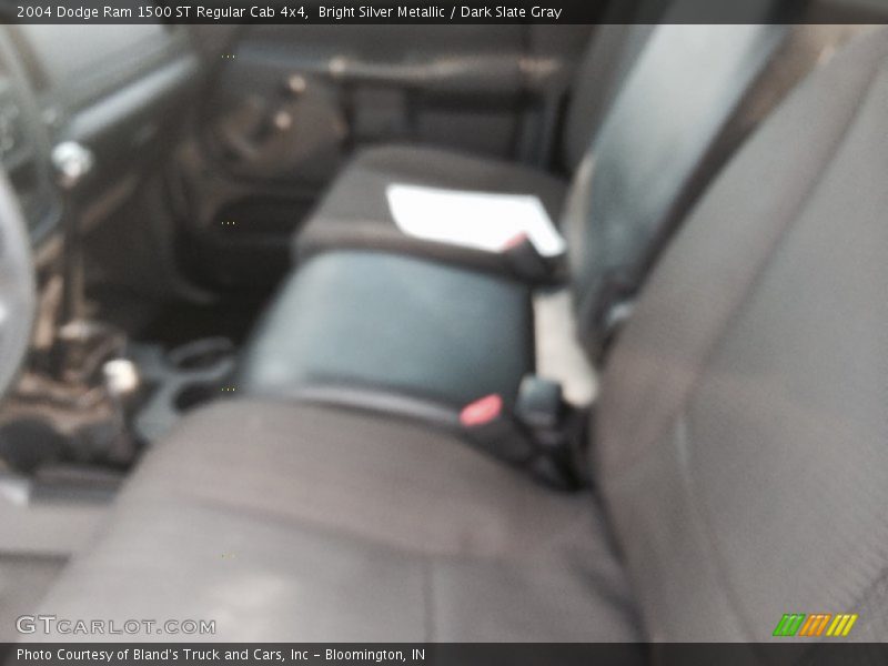 Bright Silver Metallic / Dark Slate Gray 2004 Dodge Ram 1500 ST Regular Cab 4x4
