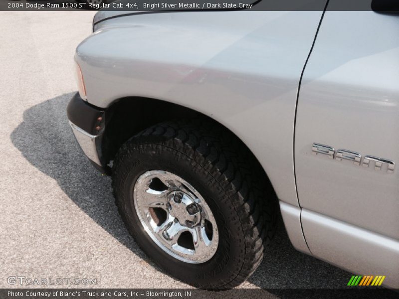 Bright Silver Metallic / Dark Slate Gray 2004 Dodge Ram 1500 ST Regular Cab 4x4