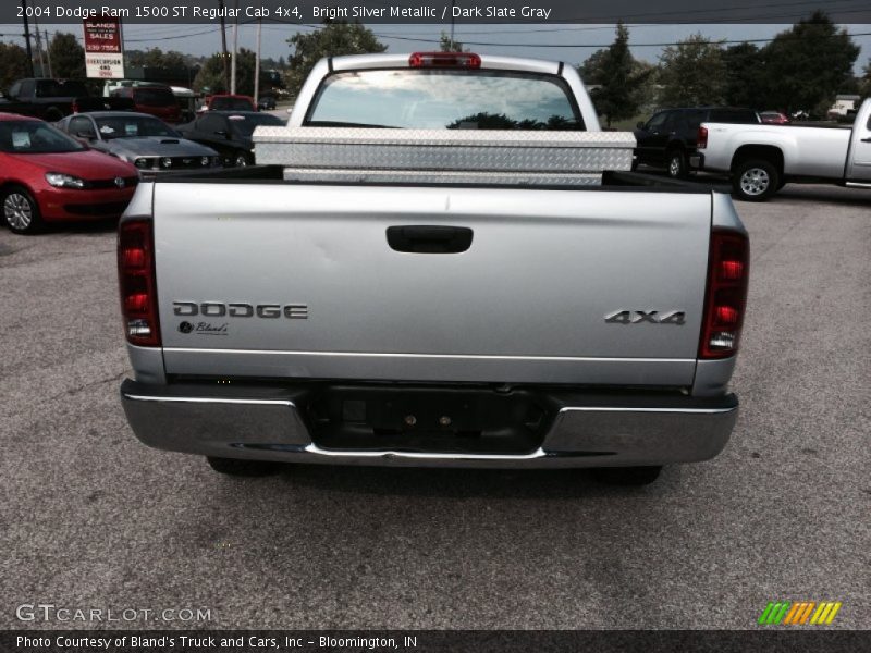 Bright Silver Metallic / Dark Slate Gray 2004 Dodge Ram 1500 ST Regular Cab 4x4