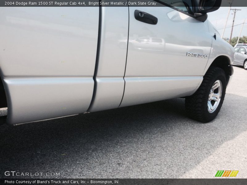 Bright Silver Metallic / Dark Slate Gray 2004 Dodge Ram 1500 ST Regular Cab 4x4