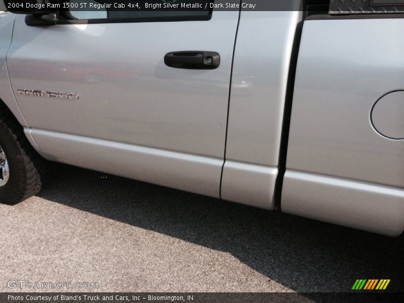 Bright Silver Metallic / Dark Slate Gray 2004 Dodge Ram 1500 ST Regular Cab 4x4