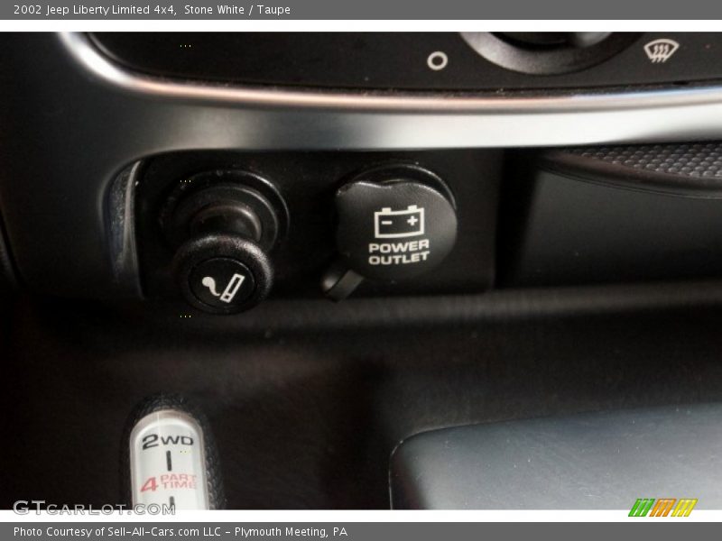 Stone White / Taupe 2002 Jeep Liberty Limited 4x4
