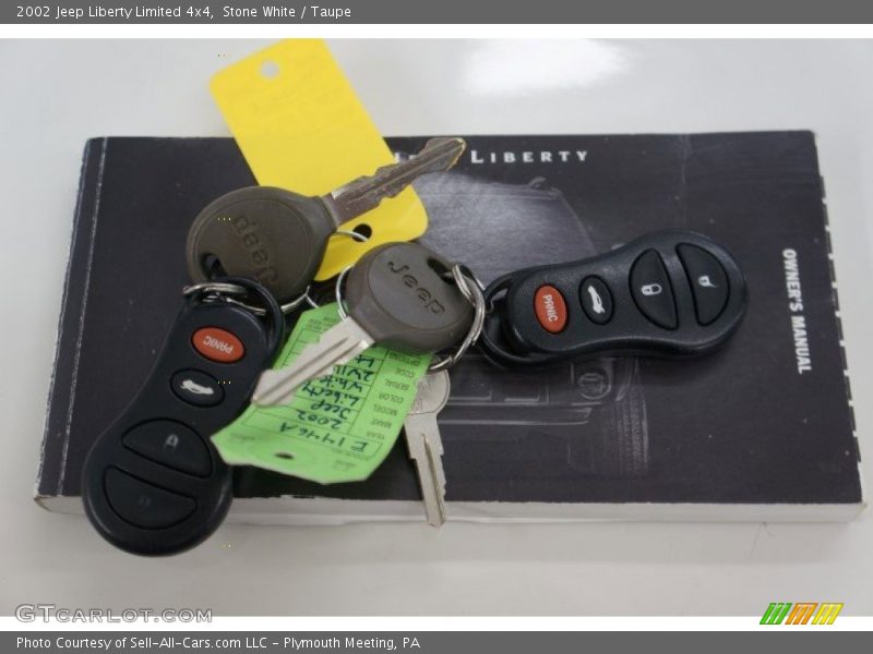 Stone White / Taupe 2002 Jeep Liberty Limited 4x4